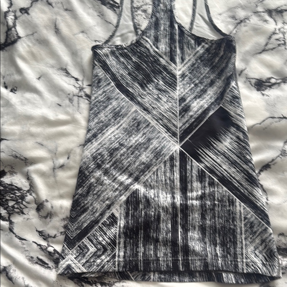 Source Unknown Black and White Sleeveless Halter Slip Top